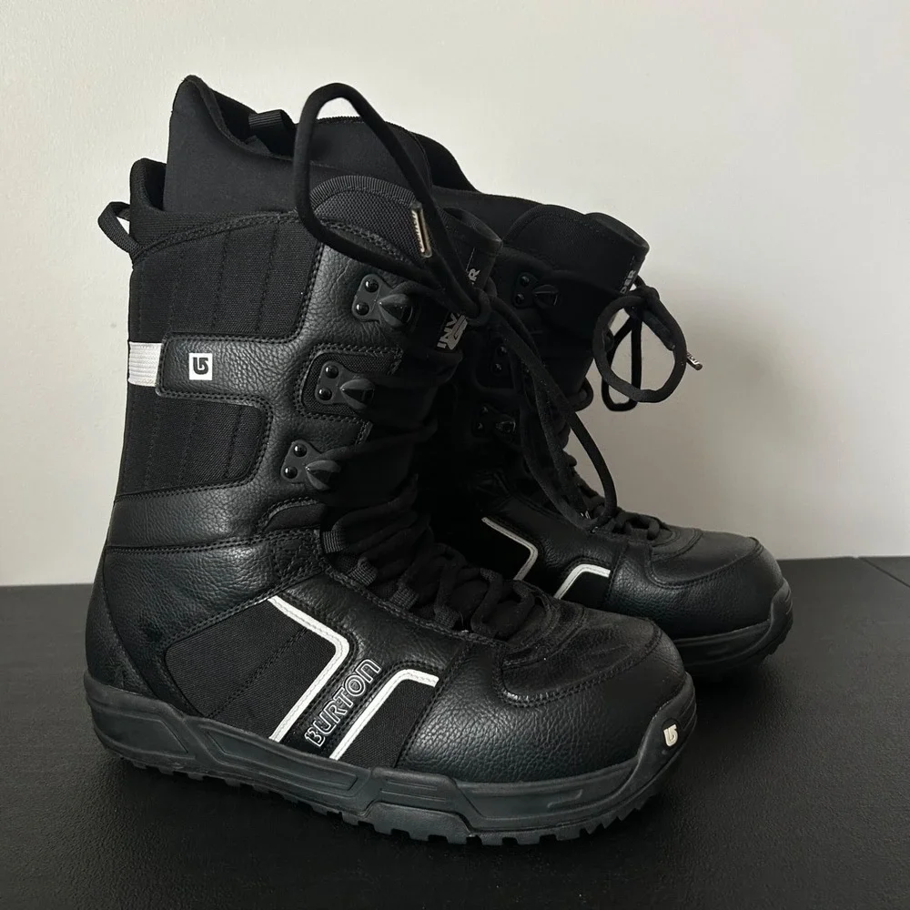 Burton Invader Men's Snowboard Boots Mens 12 US Black White Speed Zone Lacing